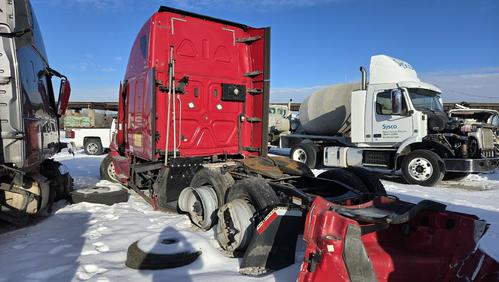 FREIGHTLINER CASCADIA