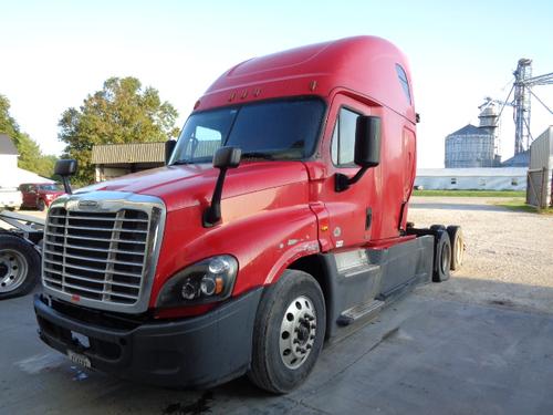 FREIGHTLINER CASCADIA 125