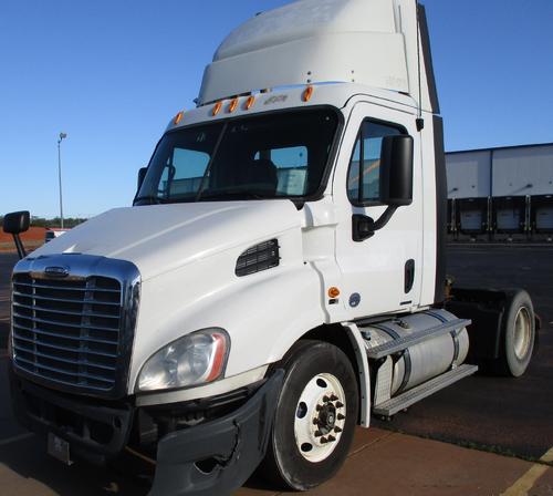 FREIGHTLINER Cascadia