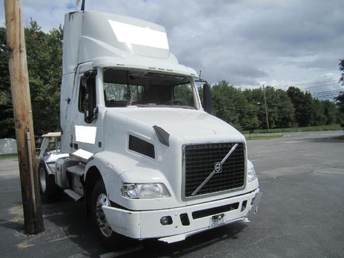 VOLVO VNM