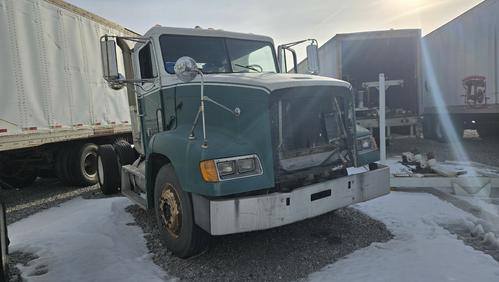 FREIGHTLINER FLD112