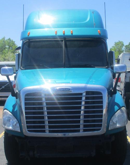 FREIGHTLINER Cascadia