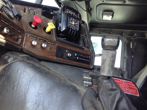 FREIGHTLINER FLB