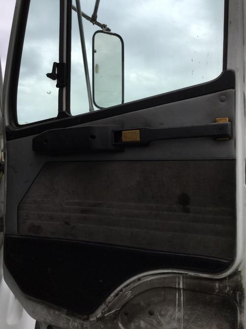 FREIGHTLINER FL112