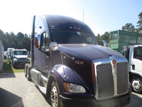 KENWORTH T700