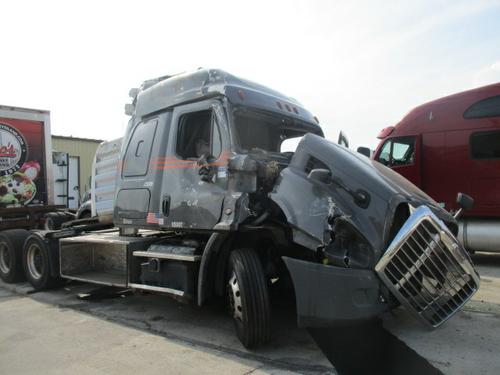 FREIGHTLINER CASCADIA 132