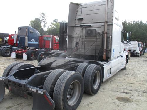 VOLVO VNL