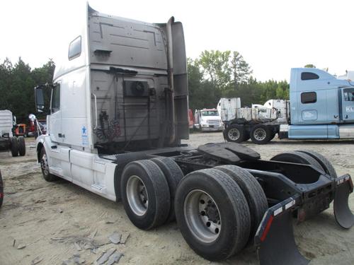 VOLVO VNL