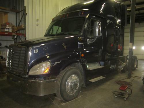 FREIGHTLINER CASCADIA 125