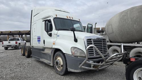 FREIGHTLINER CASCADIA