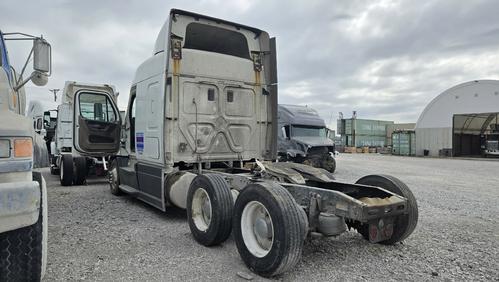 FREIGHTLINER CASCADIA