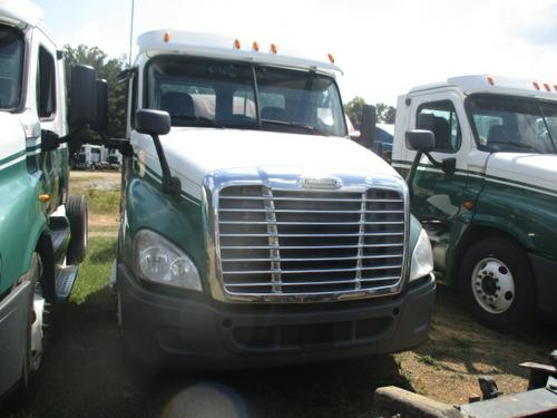 FREIGHTLINER CASCADIA 125