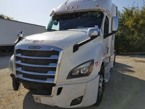 FREIGHTLINER CASCADIA 126