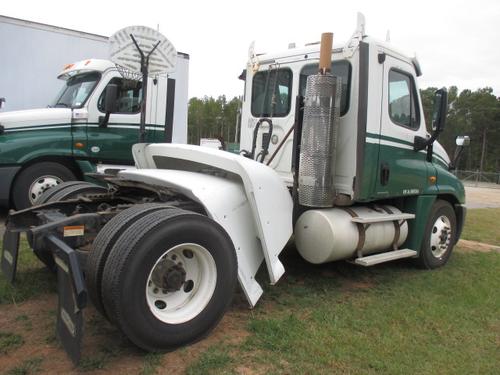 FREIGHTLINER CASCADIA 125