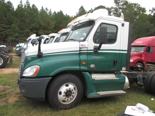 FREIGHTLINER CASCADIA 125