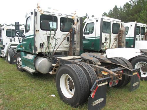 FREIGHTLINER CASCADIA 125