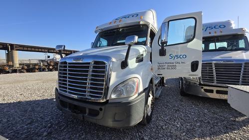 FREIGHTLINER CASCADIA