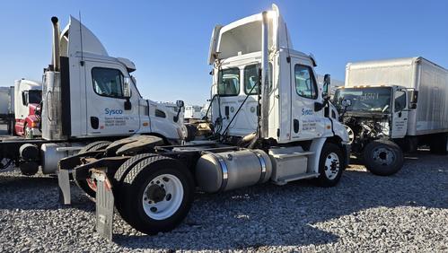 FREIGHTLINER CASCADIA