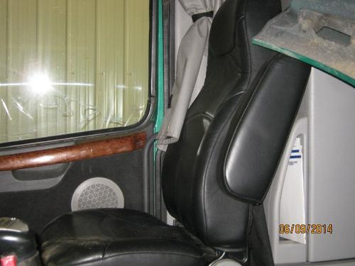 VOLVO VNL770