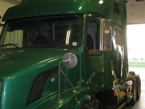 VOLVO VNL770