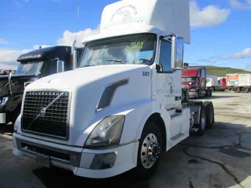 VOLVO VNL