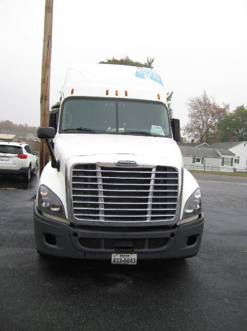 FREIGHTLINER CASCADIA 125