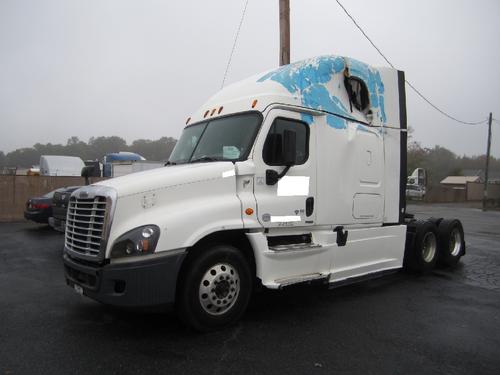 FREIGHTLINER CASCADIA 125