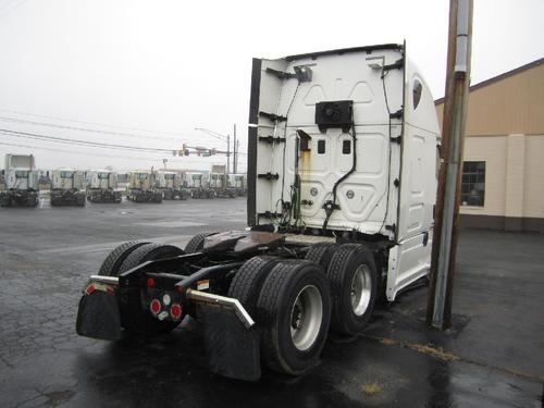 FREIGHTLINER CASCADIA 125