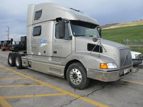 VOLVO VNL