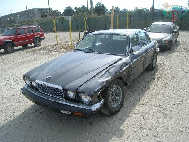 JAGUAR XJ6