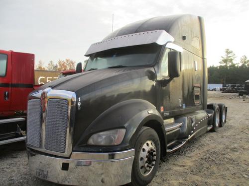 KENWORTH T700