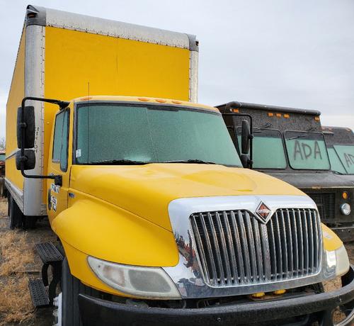 INTERNATIONAL 4300