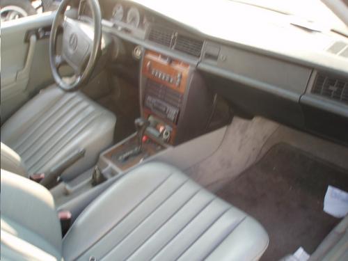 MERCEDES-BENZ MERCEDES 190