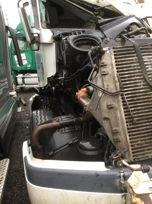 FREIGHTLINER CENTURY 120