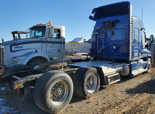 FREIGHTLINER CASCADIA 132