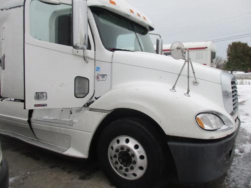 FREIGHTLINER COLUMBIA 120