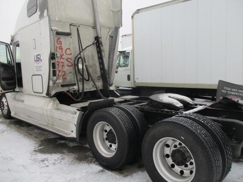 FREIGHTLINER COLUMBIA 120