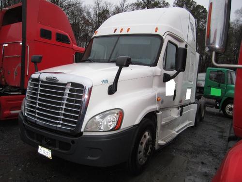 FREIGHTLINER CASCADIA 125