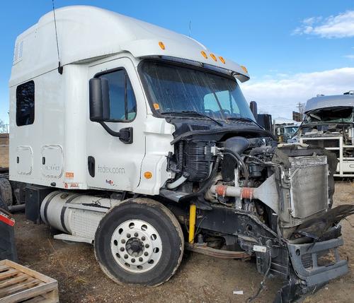 FREIGHTLINER CASCADIA 113