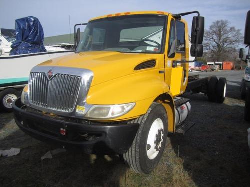 INTERNATIONAL 4300