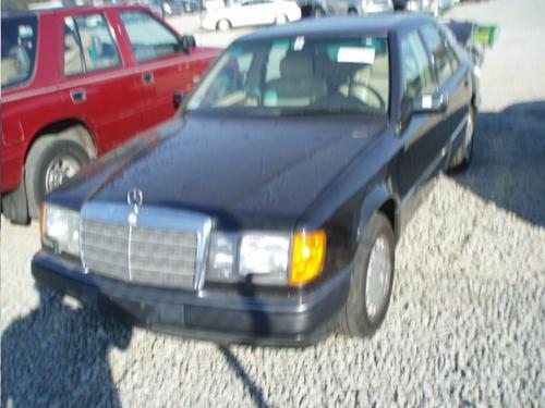 MERCEDES-BENZ MERCEDES 300E