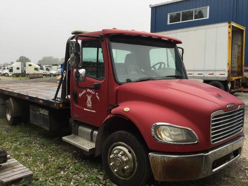 FREIGHTLINER M2 100