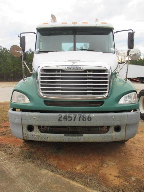 FREIGHTLINER COLUMBIA 112