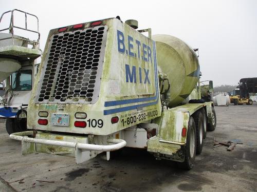 ADVANCED FRONT DISCHARGE MIXER
