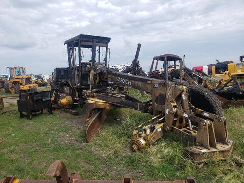 John Deere 770CH