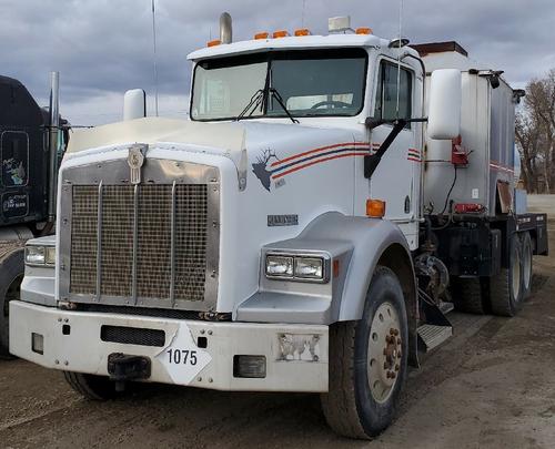 KENWORTH T800B