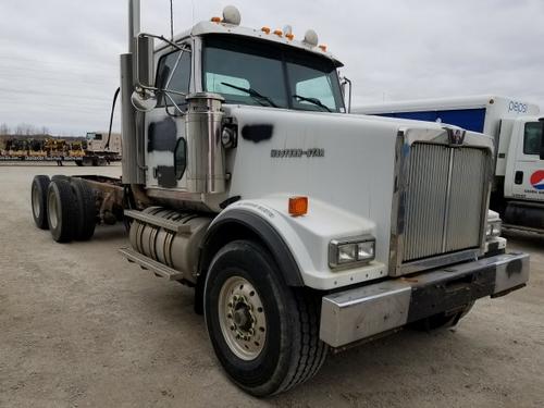 WESTERN STAR 4900SFA