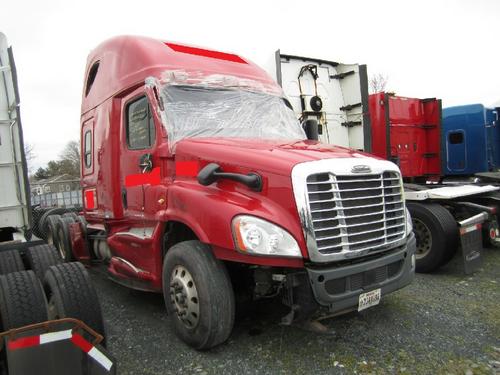 FREIGHTLINER CASCADIA 125