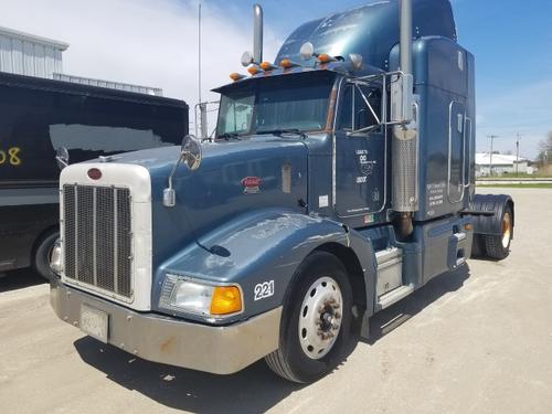 PETERBILT 385