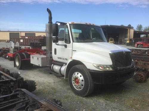 INTERNATIONAL 4400